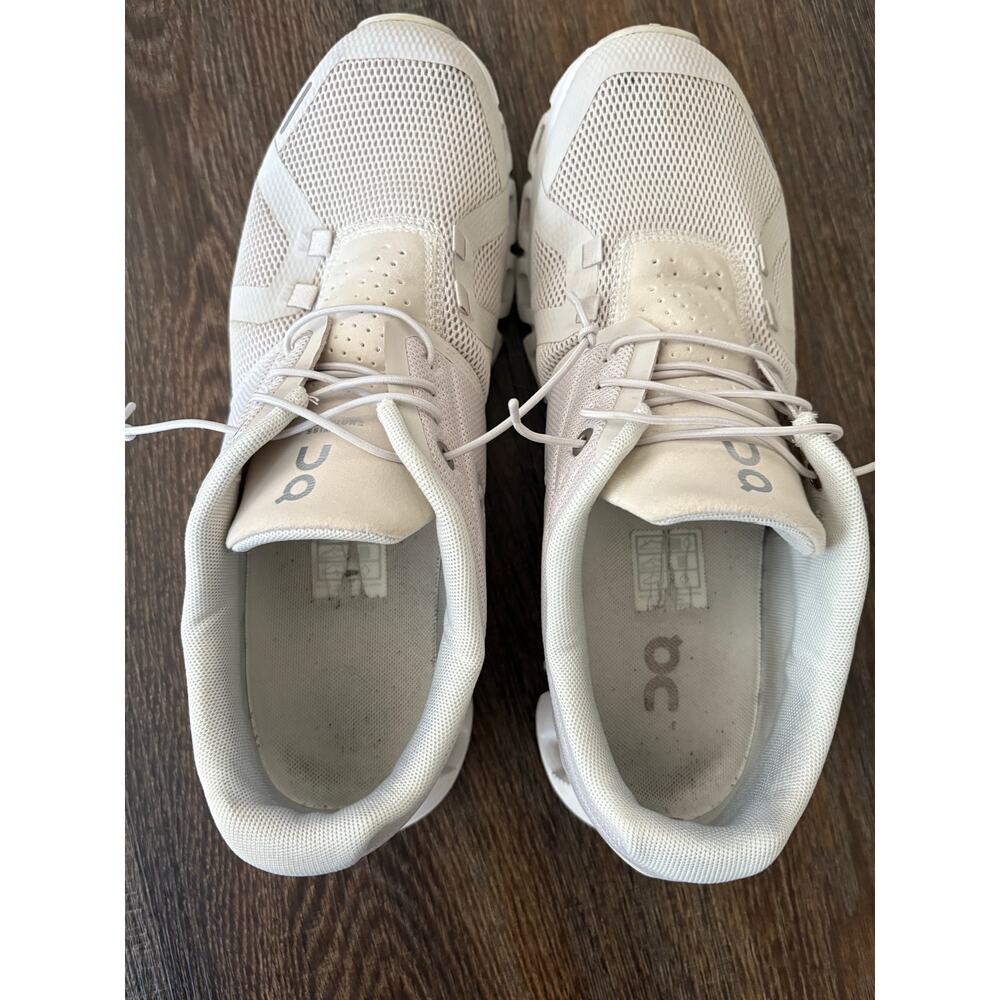 On Running On Cloud 5 Swiss Engineering Sneakers Pearl White Women's Size 9.5. - Picture 6 of 9